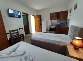 Dona's Studio Apartment